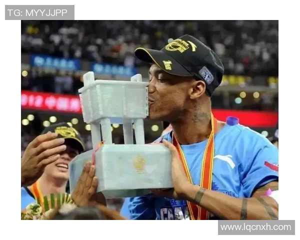 CBA联赛中萨姆纳表现惊艳助力球队突破重围展现卓越实力 CBA联赛中萨姆纳表现惊艳助力球队突破重围展现卓越实力