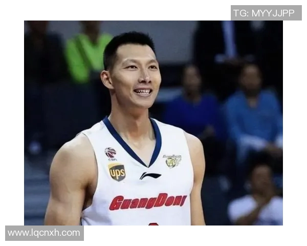 易建联因个人原因缺席NBA季后赛，球迷担忧其伤势